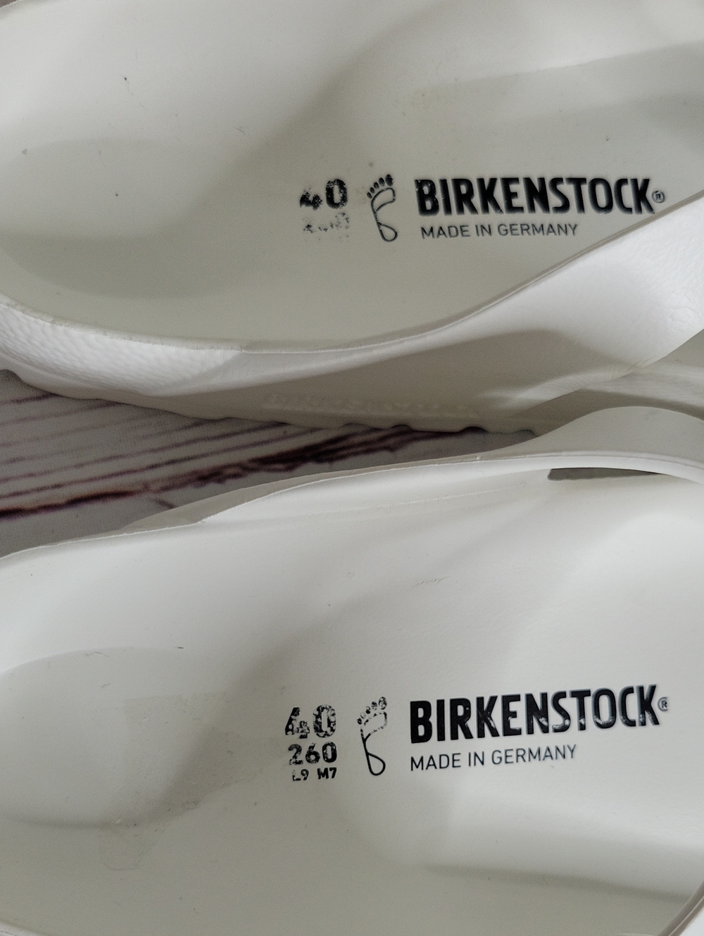 Birkenstock White Rubber Thong Sandals with Buckle Size 40 - Picture 4 of 6